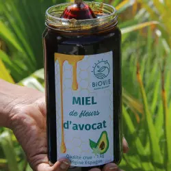 1 kg jar of raw liquid avocado honey from Spain