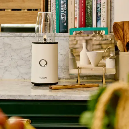 blender Hurom white