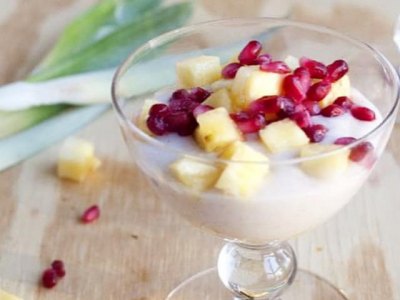 Recept voor kokos-granaatappel yoghurt