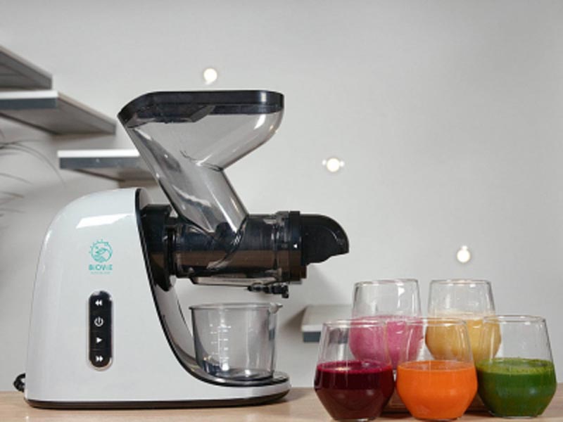 Difference between a juicer and a juice extractor?